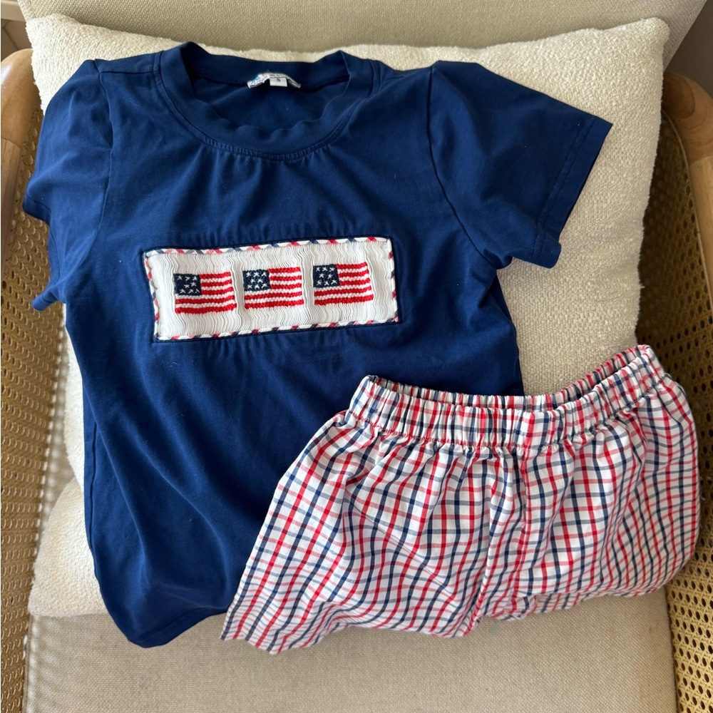 Boys smocked flag short set